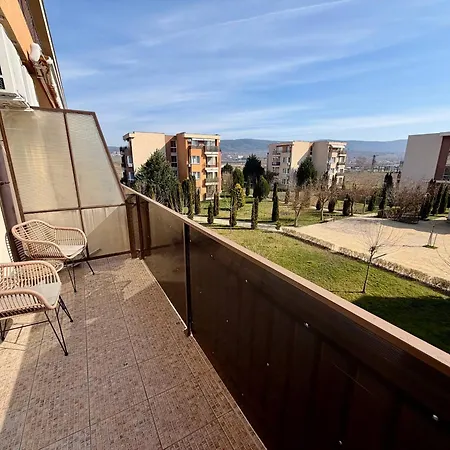 Blue Horizon Apartment *